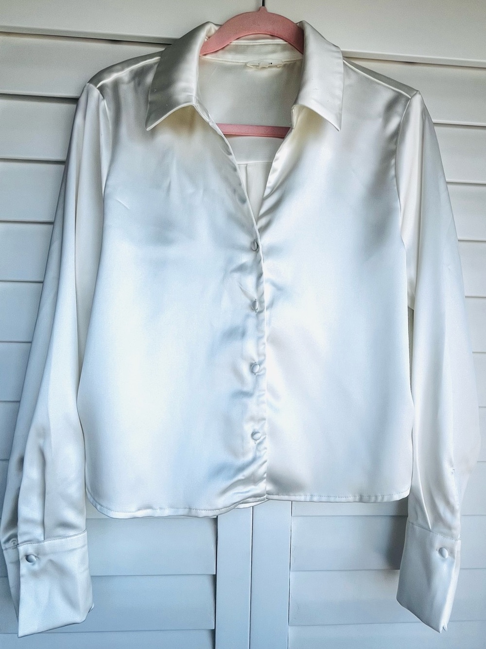 Pleione Creamy Satin Like Button-Front Shirt French Sleeves L